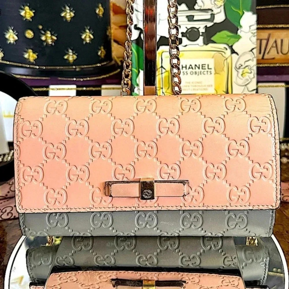 Gucci Pink and Gray Embossed Wallet - Picture 1 of 14